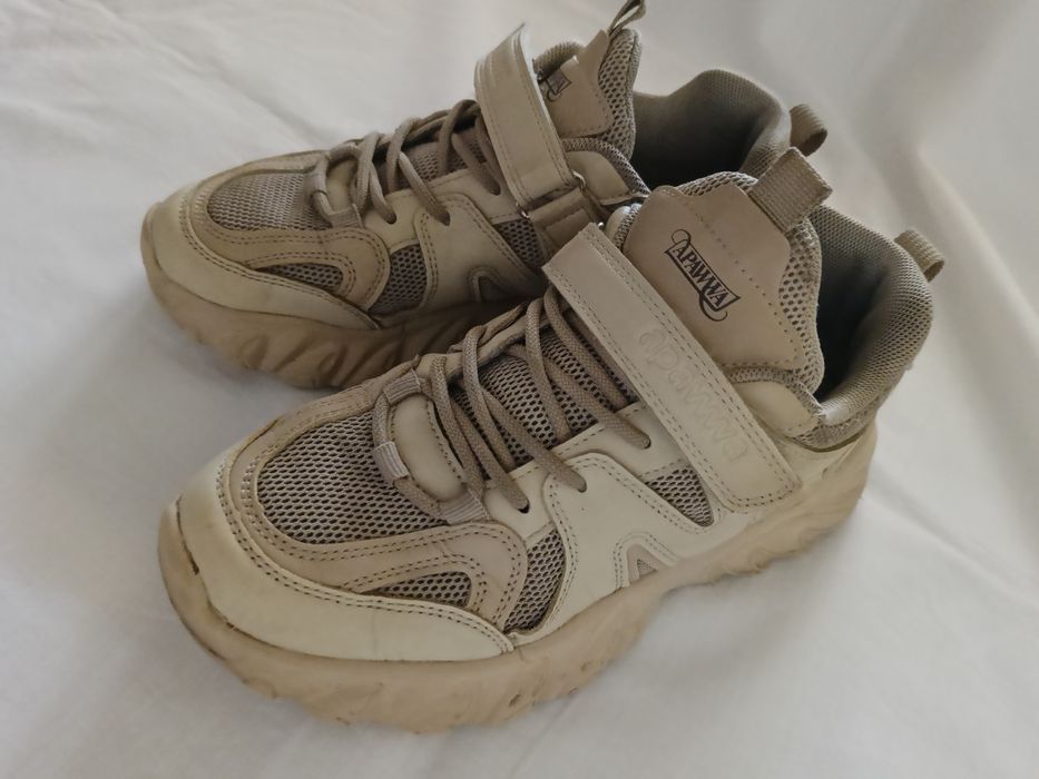 Кросівки демі 36 р.