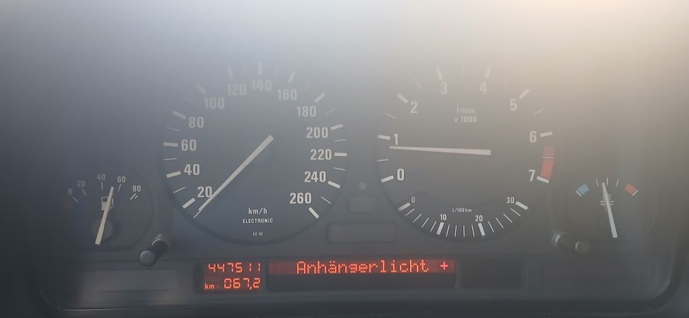 Продам автомобіль BMW 525i