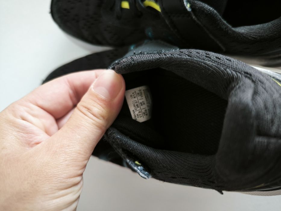 Asics de menino tamanho:28,5