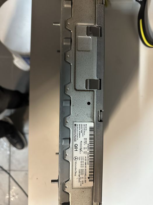 Mercedes w221 lift wzmacniacz harman kardon