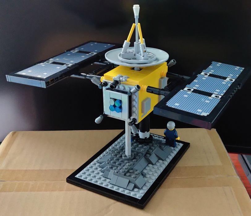 LEGO Ideas (CUUSOO) 21101 Hayabusa (2012 рік)