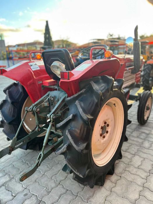 Yanmar 2202 4×2 PRONTO A USAR