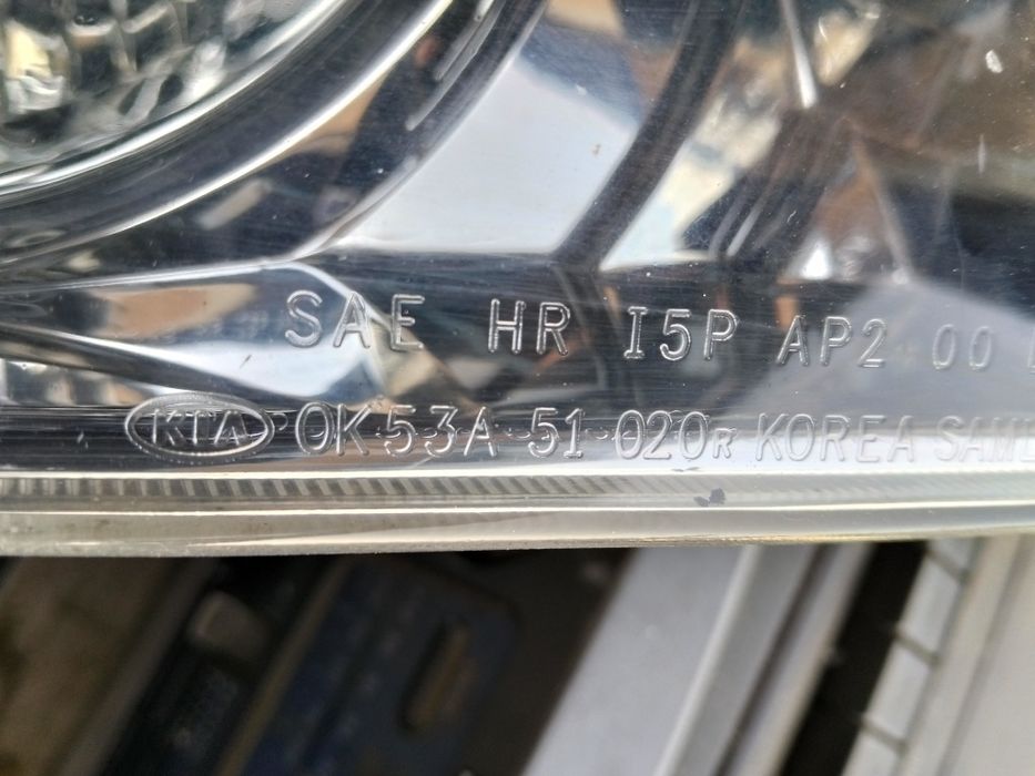 Farol Kia carnival 2 ótica original 2003  facelift