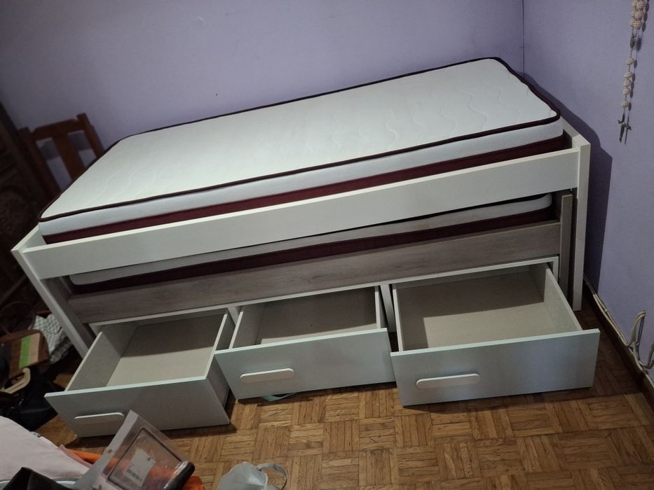 Cama compacta para 2 pessoas