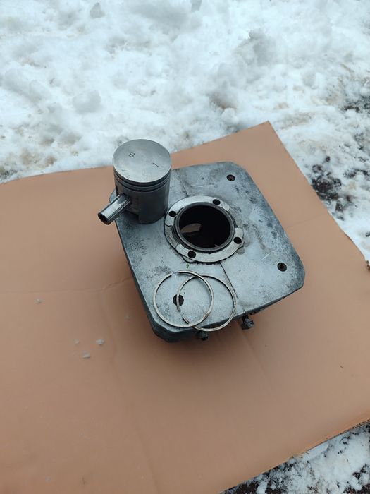 Поршньова Минск Мінськ циліндр