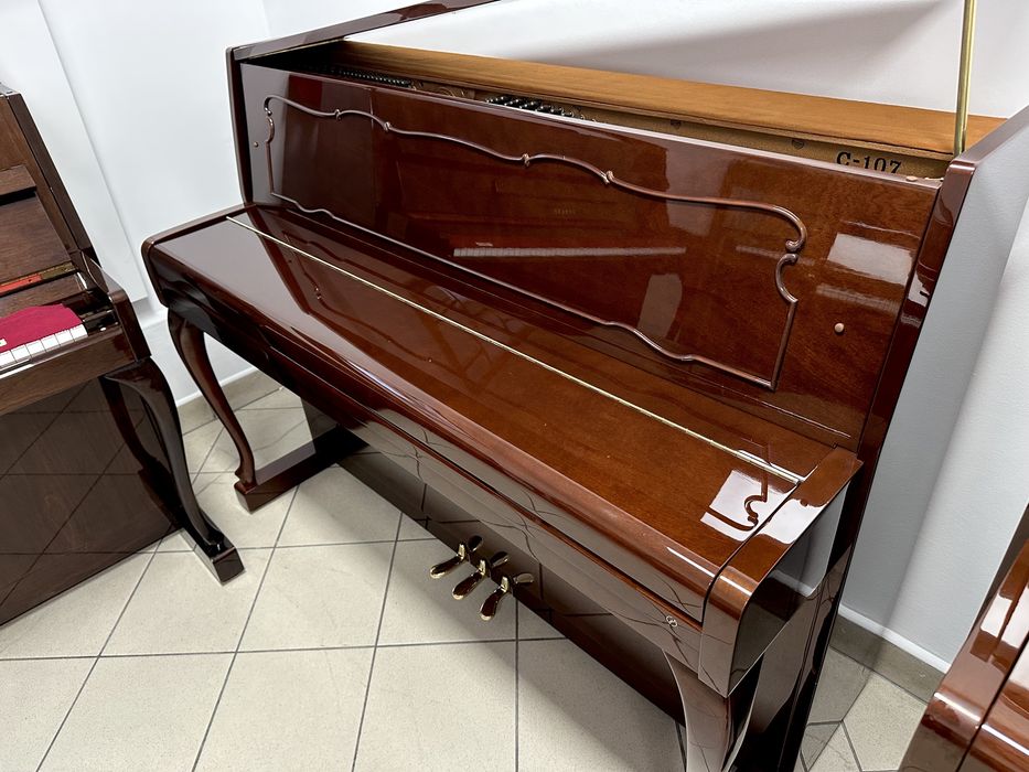 Luksusowe Pianino Kawai C-7 Chippendale  Stan Gabinetowy  Gwarancja Salonu PianoDesign