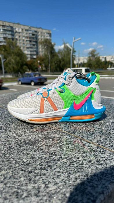 Nike LeBron Witness VII [US 8.5|26.5 cm]