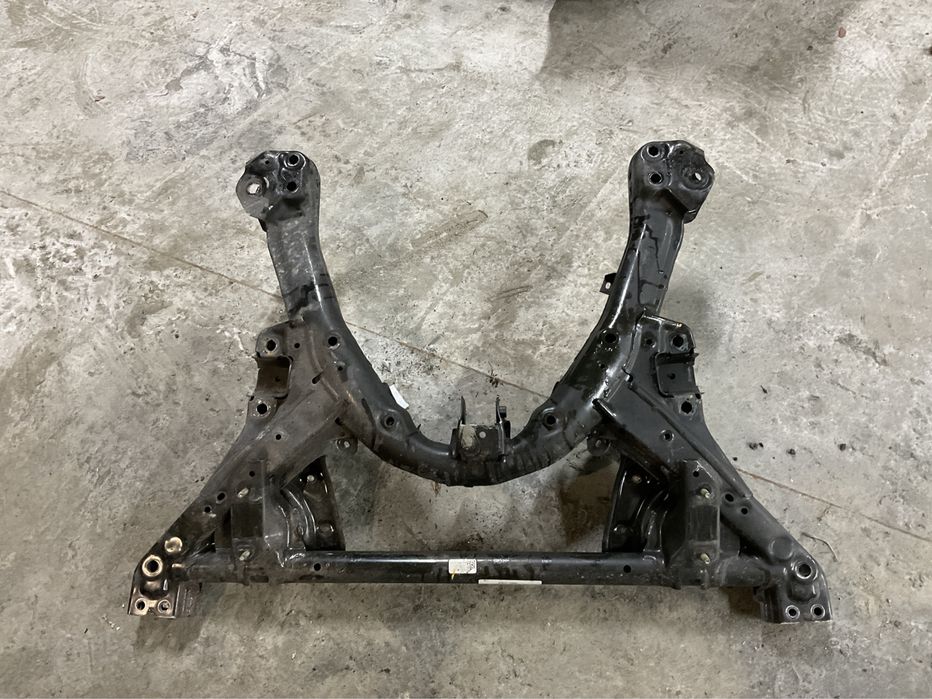Підрамник передній Tesla Model 3 18- 1103547-00-A