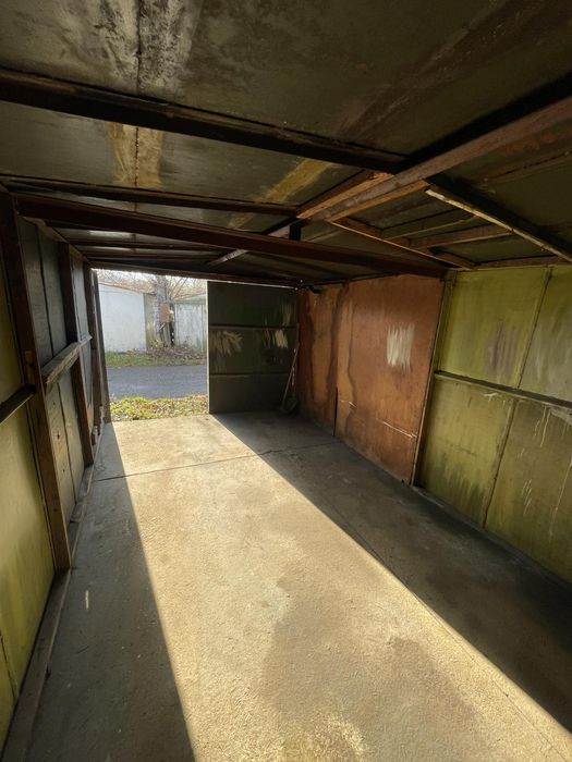 Продам гараж в ГБК 10 по вул. Петлюри 14