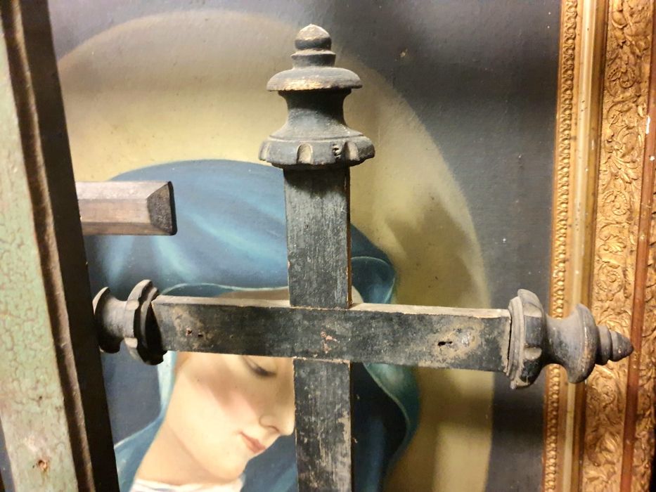 Antigos crucifixos sem Cristos dos Sec. XVIII  e XIX