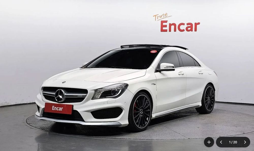 Mercedes-Benz CLA Mercedes-Benz - CLA 45 AMG