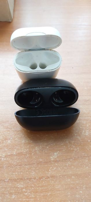 Кейси від наушніків Xiaomi иа TWS