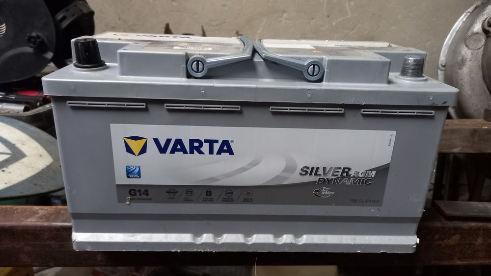 Продам  акумулятор  varta