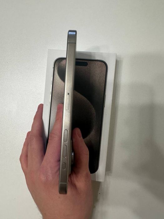 iPhone 15 Pro Max 256gb Natural Titanium Neverlock  +NanoSIM