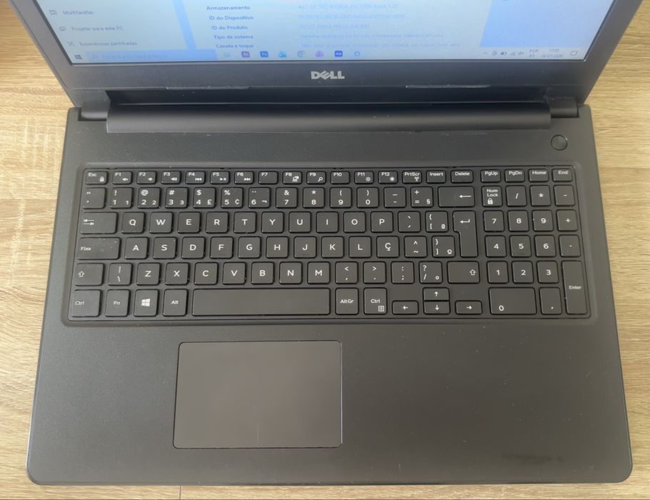 Portátil Dell Inspiron i3 8GB RAM SSD 512GB