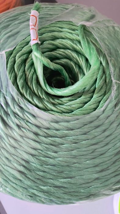 SZNUREK Fn Bale Wrap 130+   11kg 1430m/tex7700 zielony