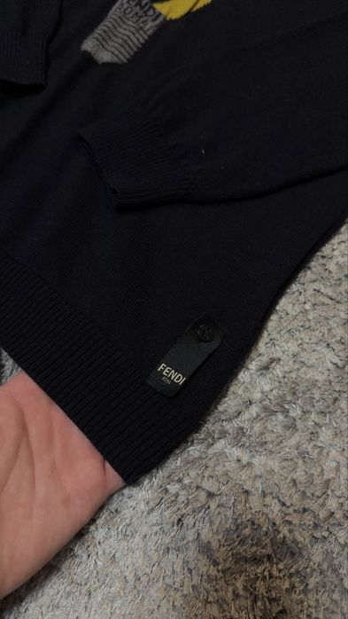 Fendi світер. Оригінал