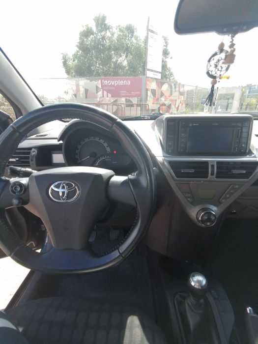 Toyota iQ 1.4 D 2010
