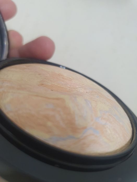 Хайлайтер MAC в оттенке Lightscapade