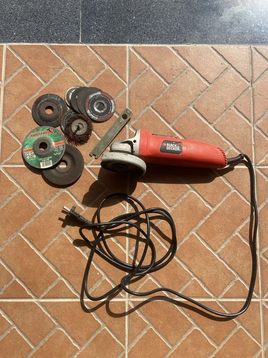 Rebarbadora Black & Decker