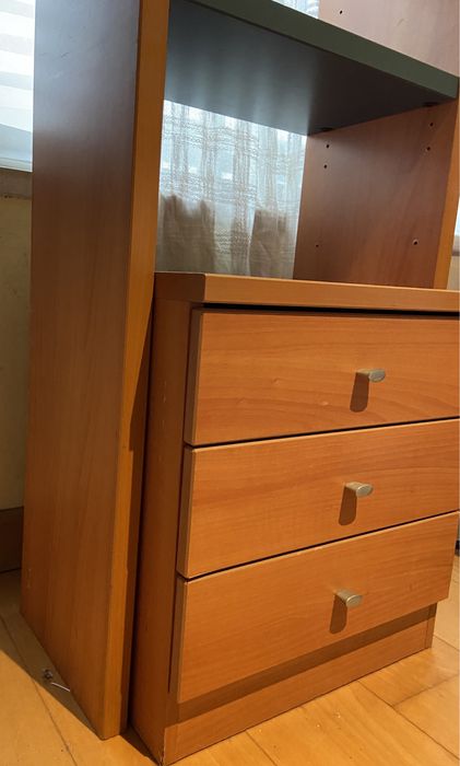 Estante com modulo de gavetas