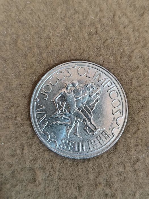2 Moedas comemorativas de 250 Escudos dos Jogos Olímpicos de Seul 1988