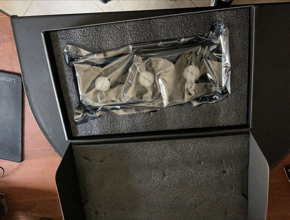 Gigabyte RX 6900 XT - 16Gb VRAM