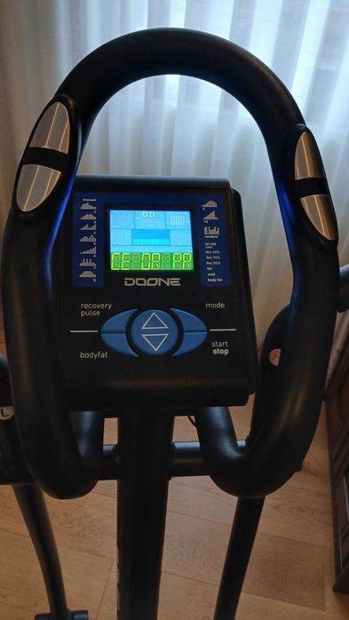 Electronic Elliptical Trainer429648122029035521