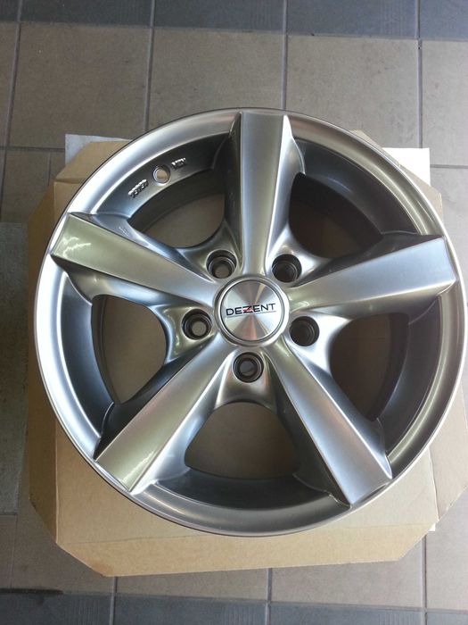 Felgi aluminiowe Dezent F 5x112 6,5j15 et-38