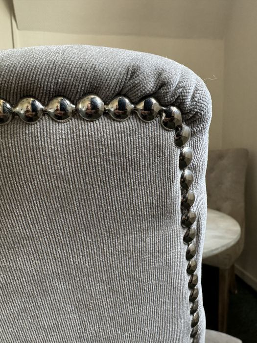 Krzesło tapierowane Taupe