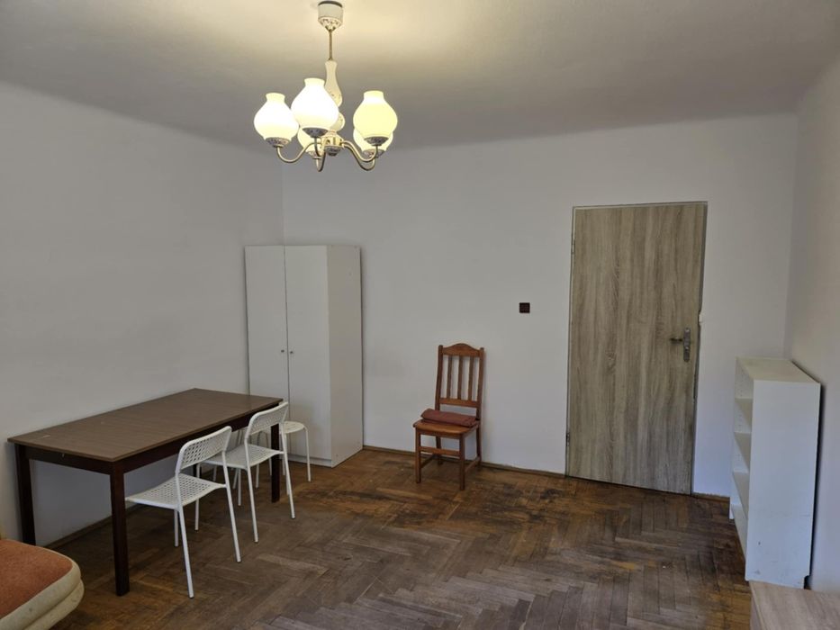 Duży pokój w cichej okolicy