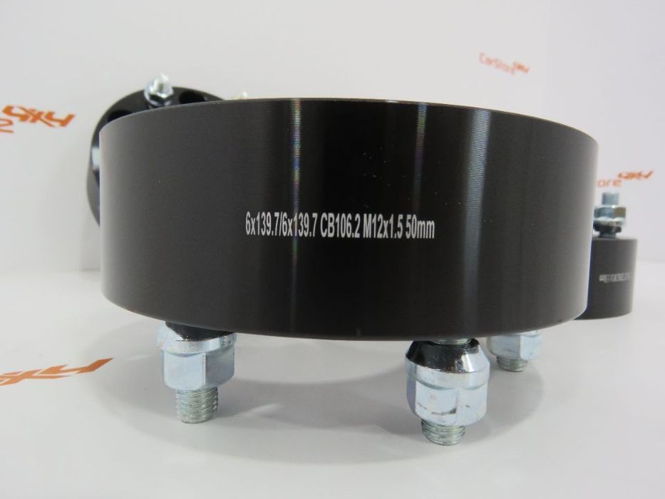 Espaçadores 4x4 50mm Toyota  6x139.7 M12x1.5 Pretos CB 106.2