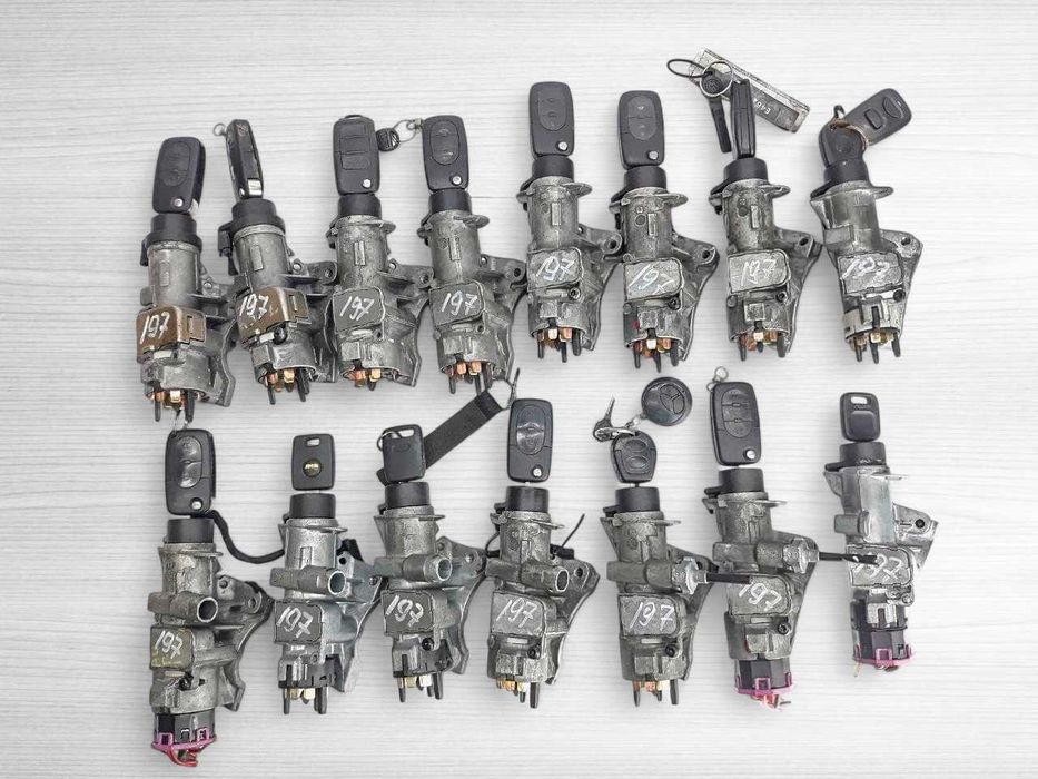 Замок зажигания Audi A4 B5 / A4 B6 / A6 C5 Skoda Fabia Octavia Superb