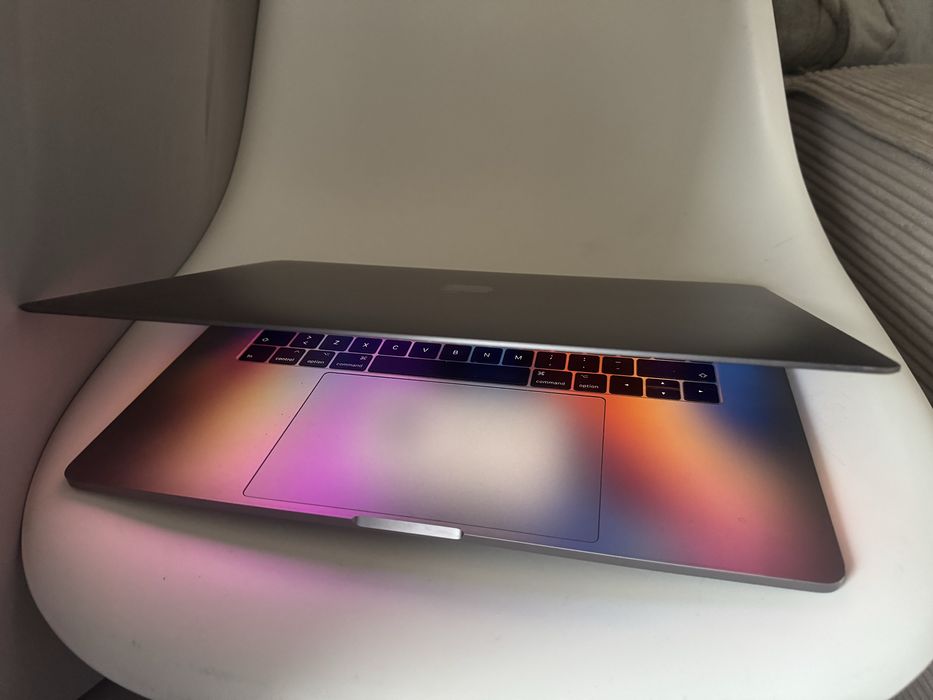 Apple MacBook Pro 15 i7 16GB 512 SSD IDEALNY!Bat. 6 cykli