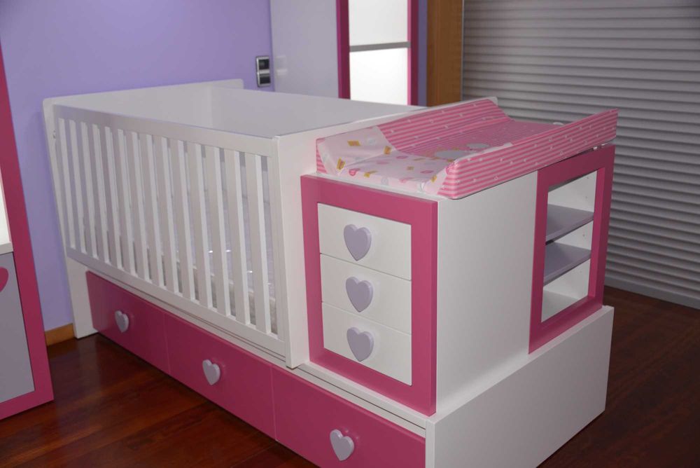 Mobília quarto menina com berço convertível em cama