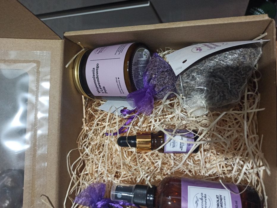 Dużyupominkowy  zestaw lawendowy