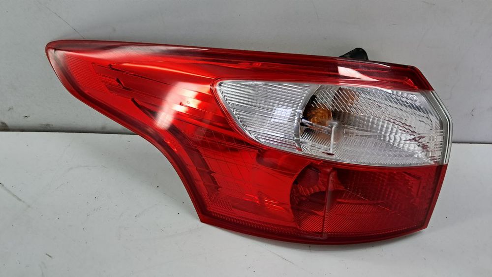 Фонарь задний левый Ford Focus III 2013 BM5113405GF