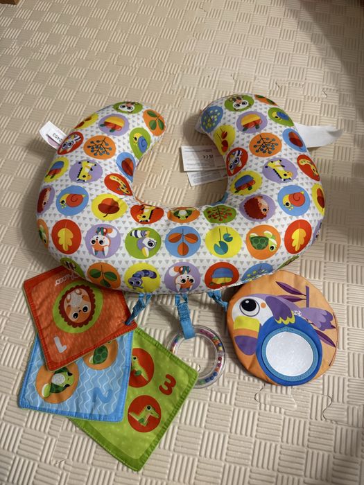 Подушка-ігровий центр Chicco Animal tummy time