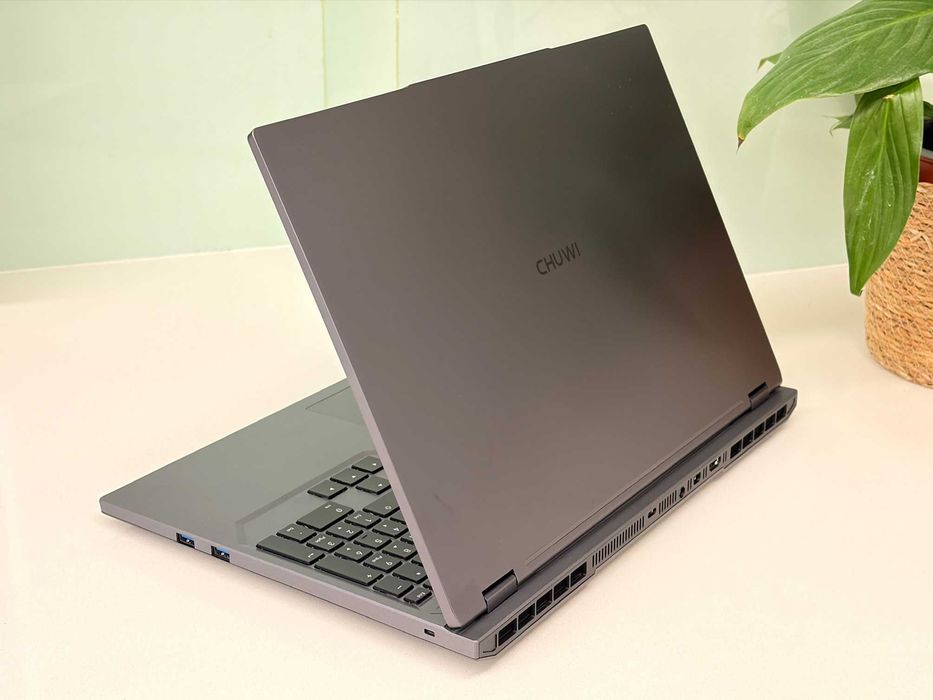 Portátil Gaming 16" RTX 5070 Ti Chuwi Gamebook