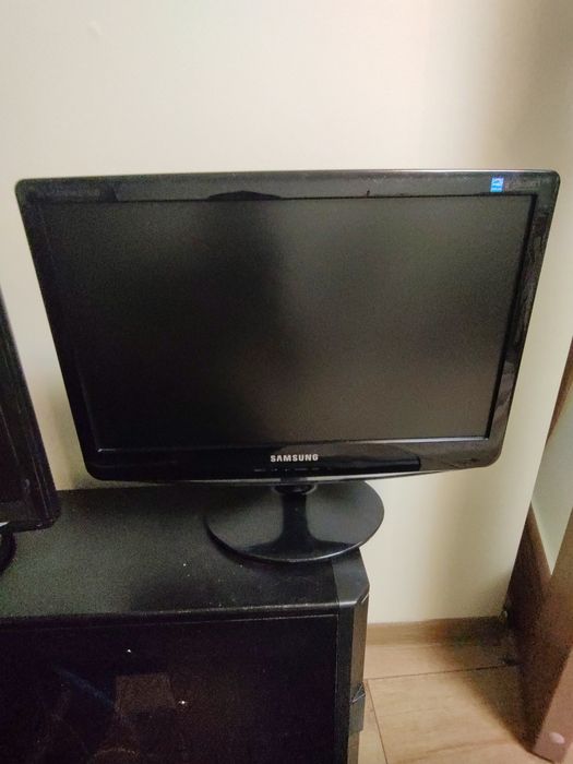 Монітори LG Samsung  19/22/24" в гарному стані Розпродаж!