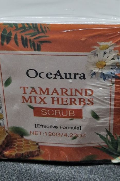 Peeling do ciała tamarynd i mieszanka ziół, OceAura, Scrib Body,