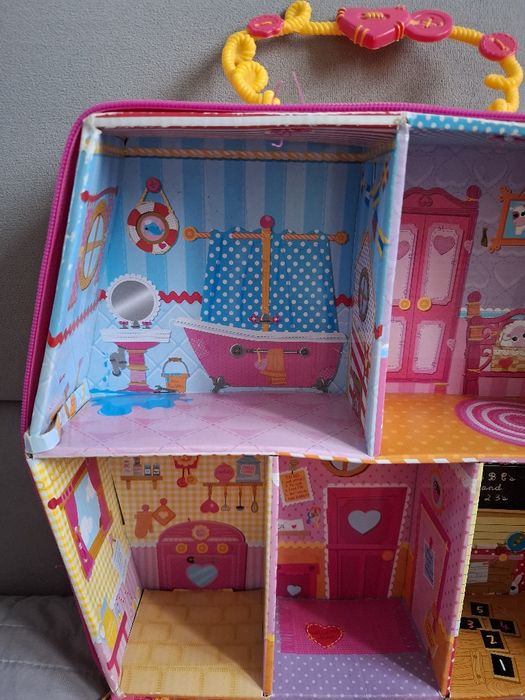 Zestaw Lalaloopsy domek laleczki walizka