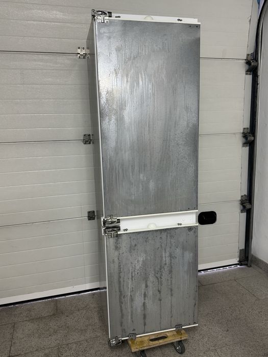 Frigorífico de encastre