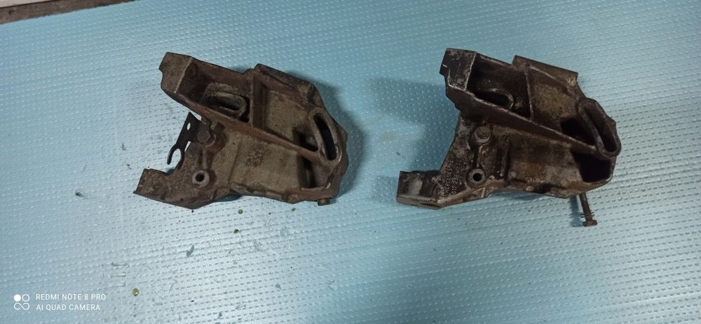 Кронштейни гідропідсилювача на Мерседес 123 2.4d. om616