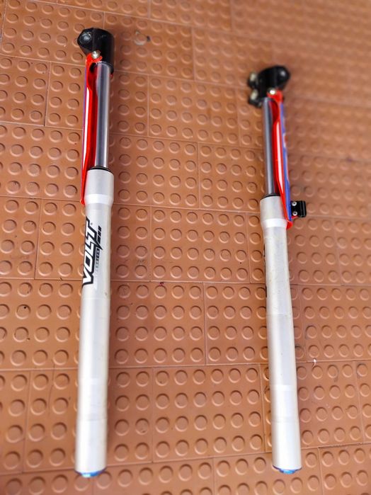 suspensões invertidas pit bike