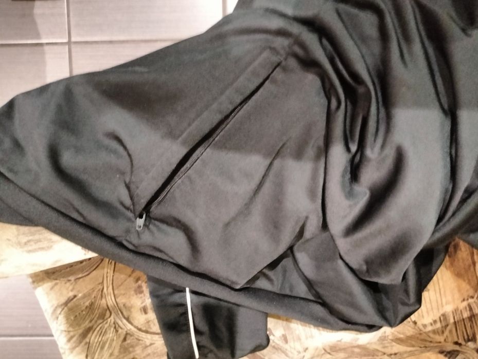 Adidas bluza dresowa z zamkiem czarna