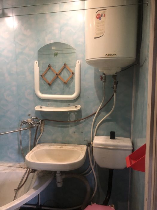 2-кімнатна квартира на землі під ремонт