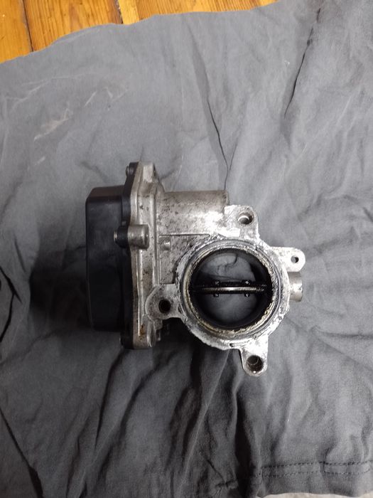 Przepustnica audi a3 8p,skoda ,seat volkswagen 1.6 tdi Valeo