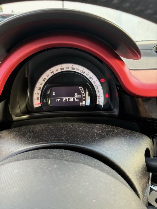 Renault Twingo 0.9 TCe Le Coq Sportif (2020) | Nacional | Como Novo – 27.000 km