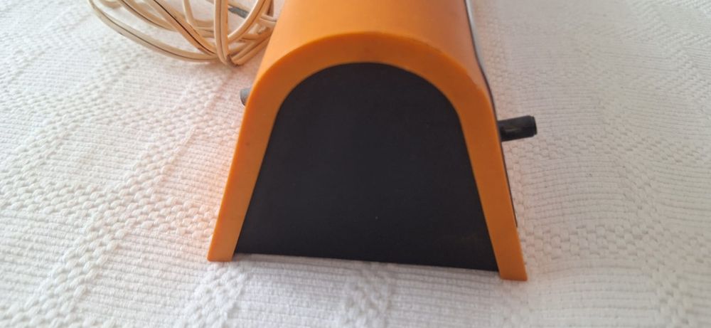 Rádio despertador Nordmende, vintage